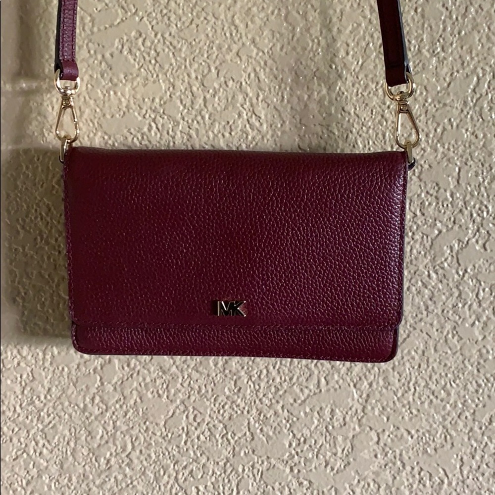Michael Kors phone crossbody bag.